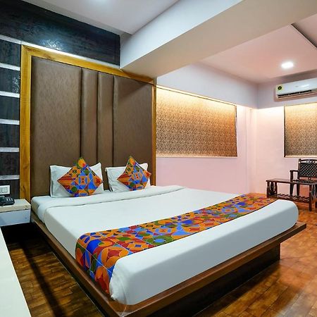 Fabexpress Vinyasa Residency Otel Bhayandar Dış mekan fotoğraf