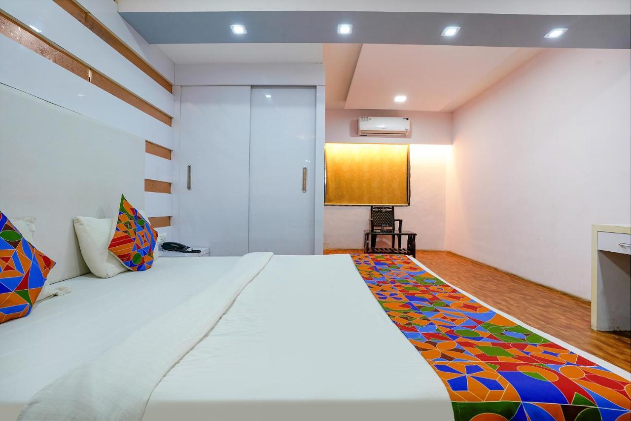 Fabexpress Vinyasa Residency Otel Bhayandar Dış mekan fotoğraf