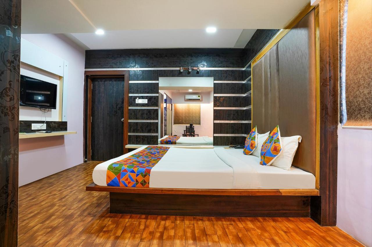 Fabexpress Vinyasa Residency Otel Bhayandar Dış mekan fotoğraf
